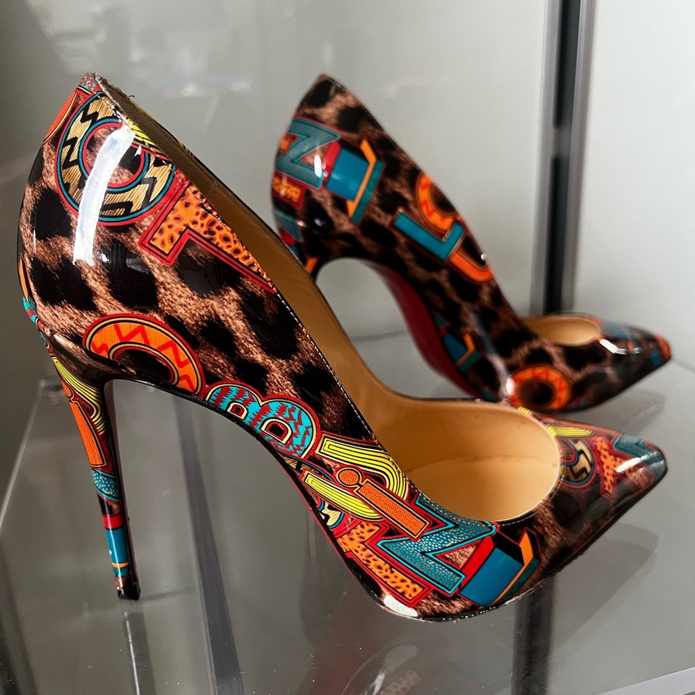 Authentic Christian Louboutin Pigalle Follies